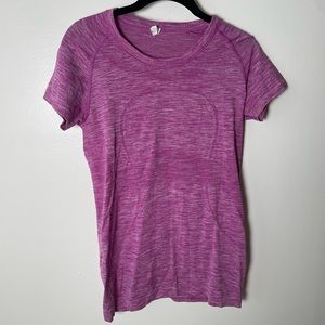 Lululemon workout top. Short sleeve. Size 8